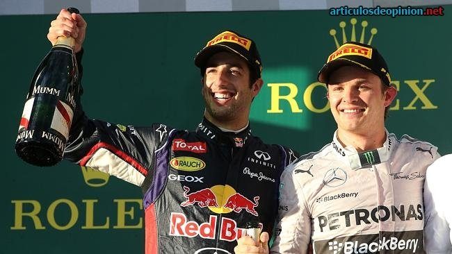 Ricciardo gana por primera vez