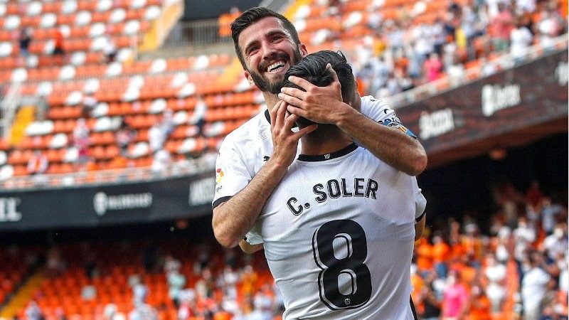 ¿Gayá y Soler deberían renovar en el Valencia CF?