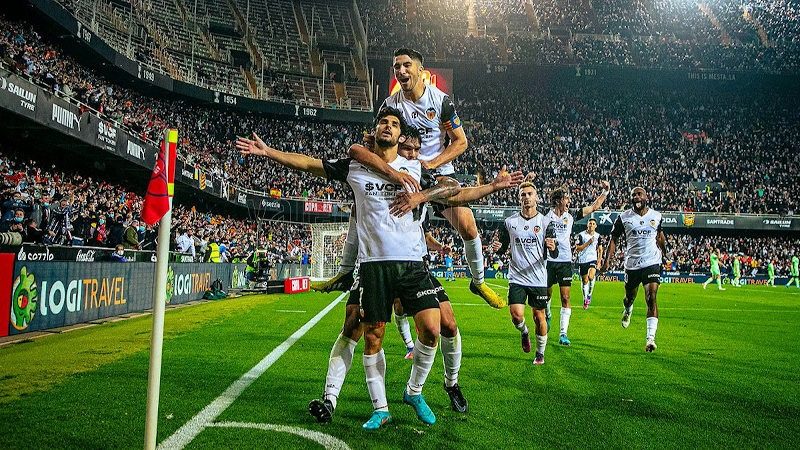 Celebración del Valencia por el pase a la final de Copa del Rey 2022
